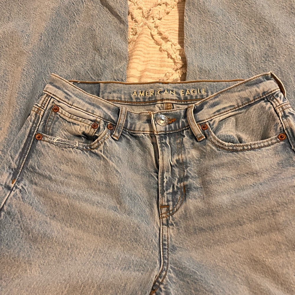American eagle high waisted jeans
